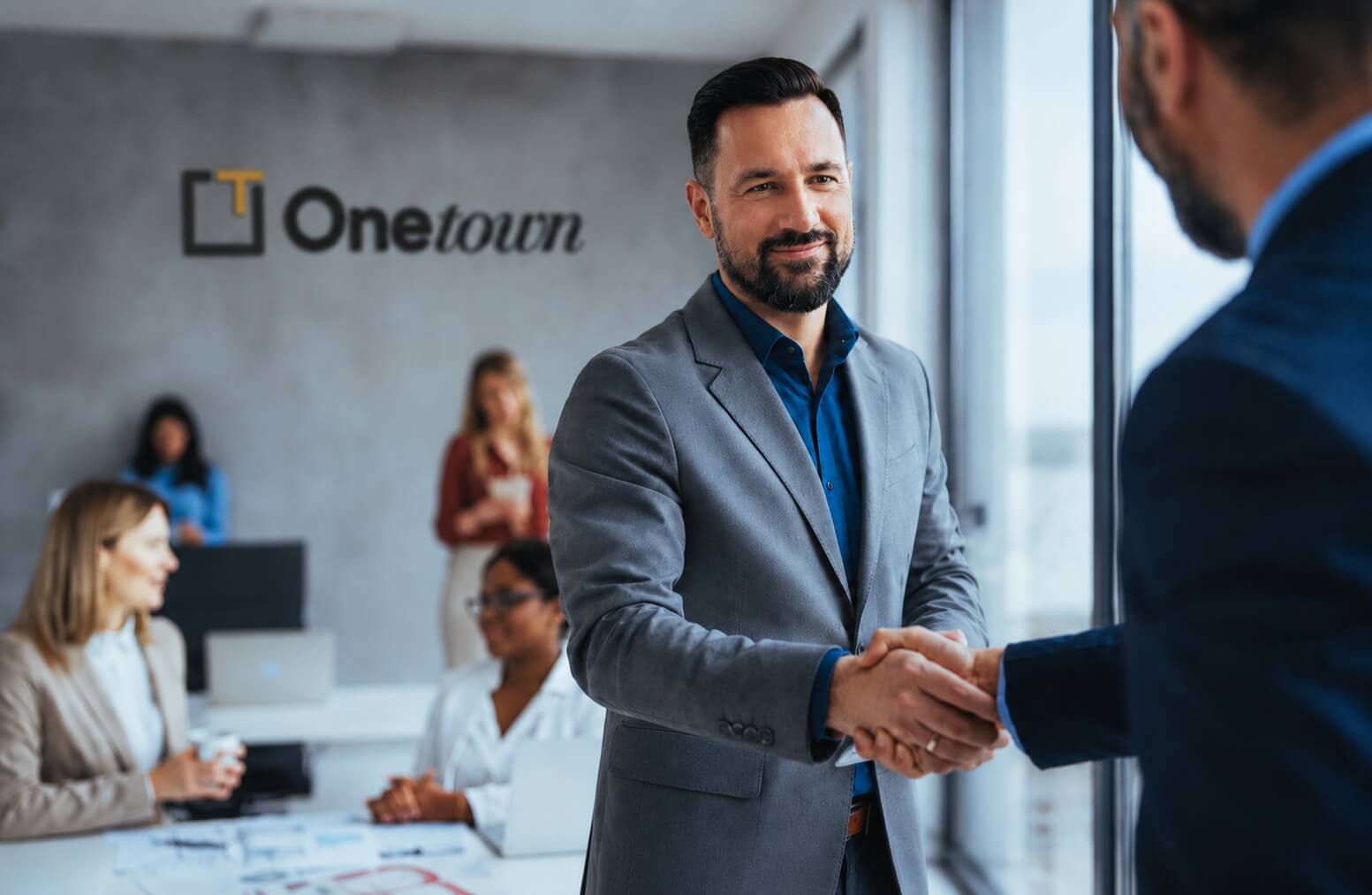 Onetown spolupráca s developermi